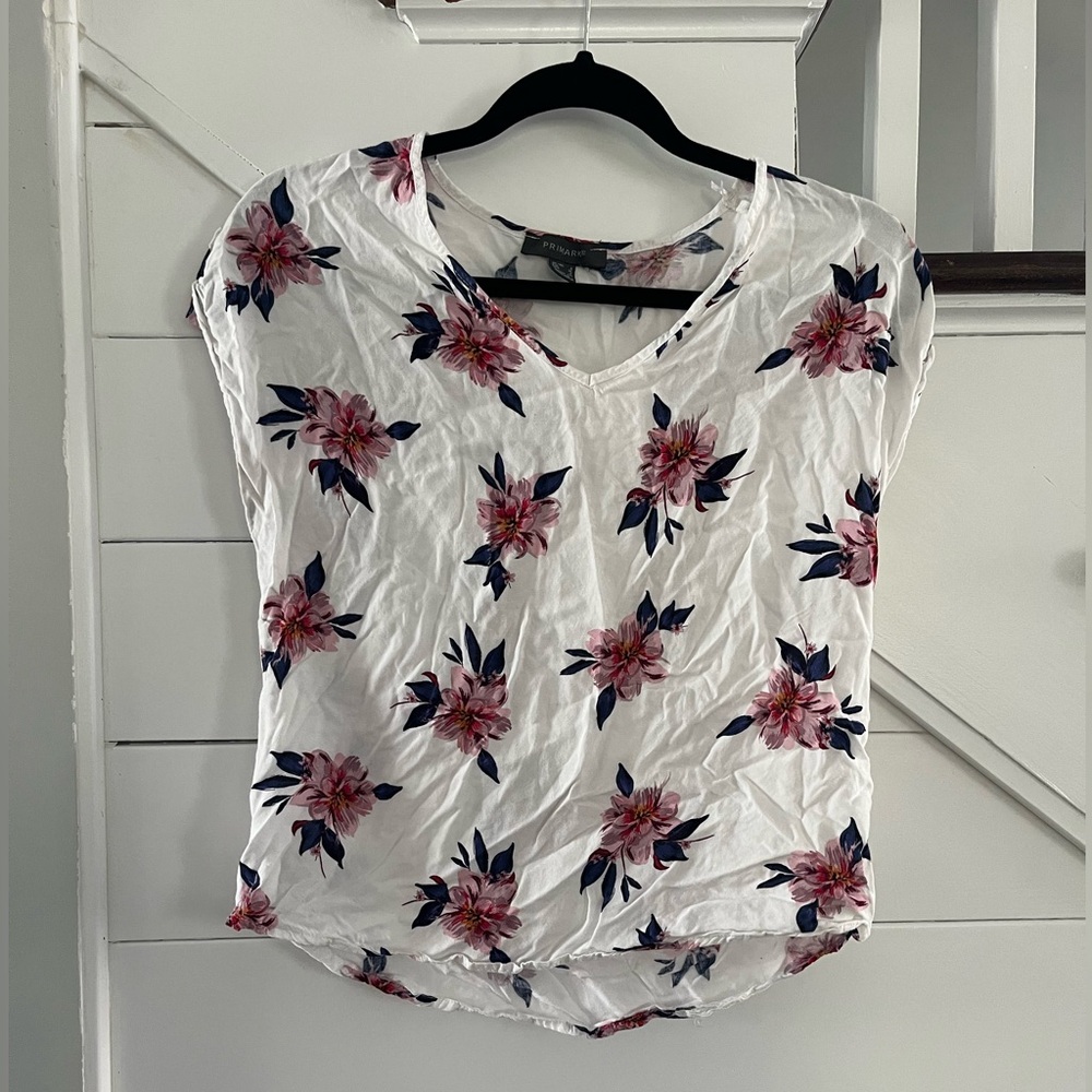 White Floral Top (Size 10)